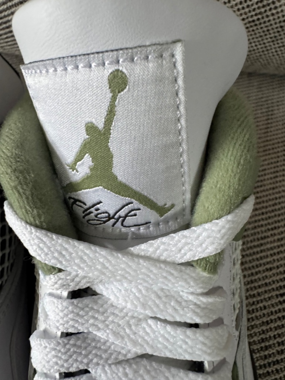 Jordan 4 Retro Seafoam (Women's) - Picture 9 of 12